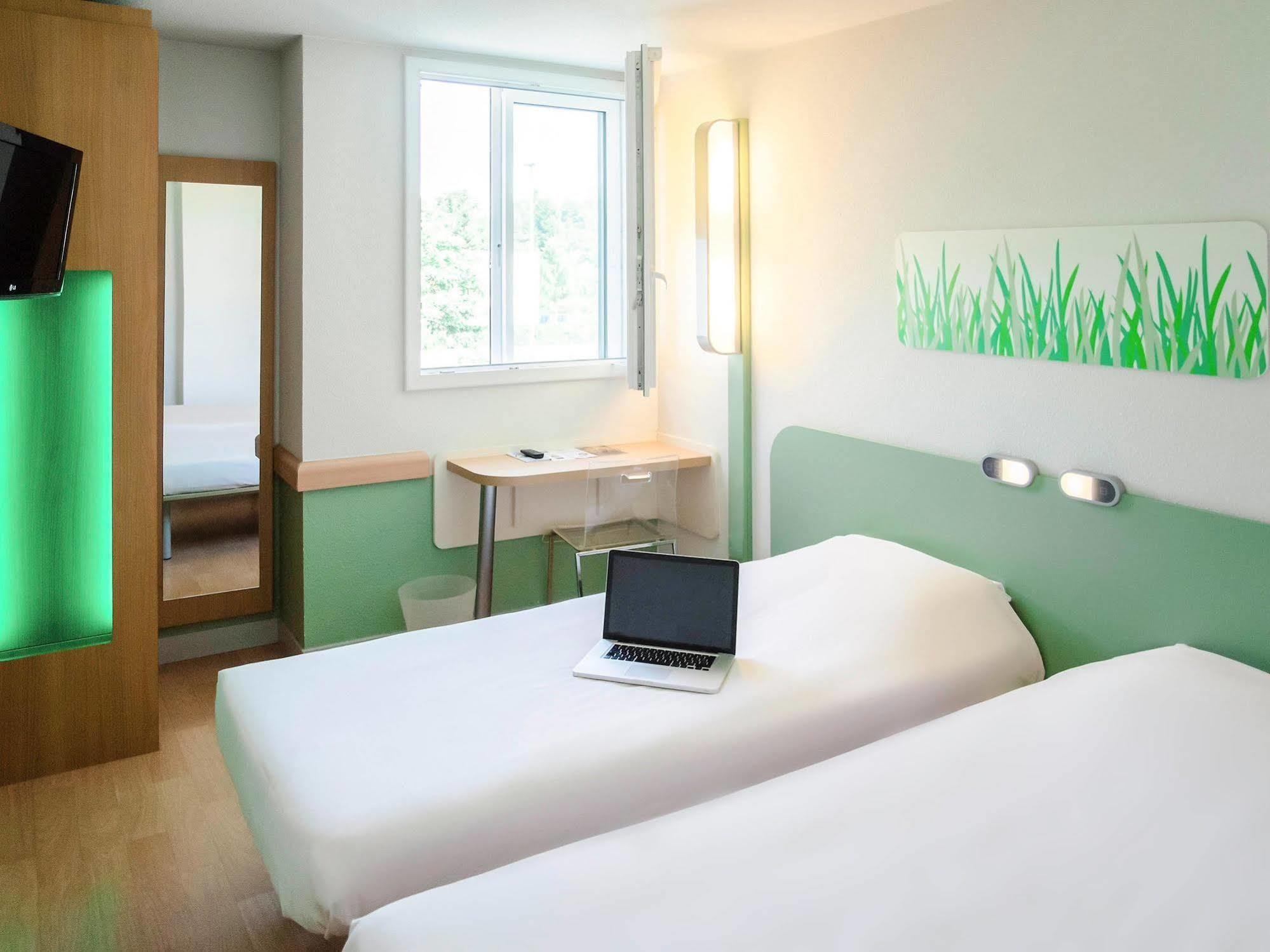 Ibis Budget Aeroport Le Bourget Garonor Ле-Блан-Мениль Экстерьер фото