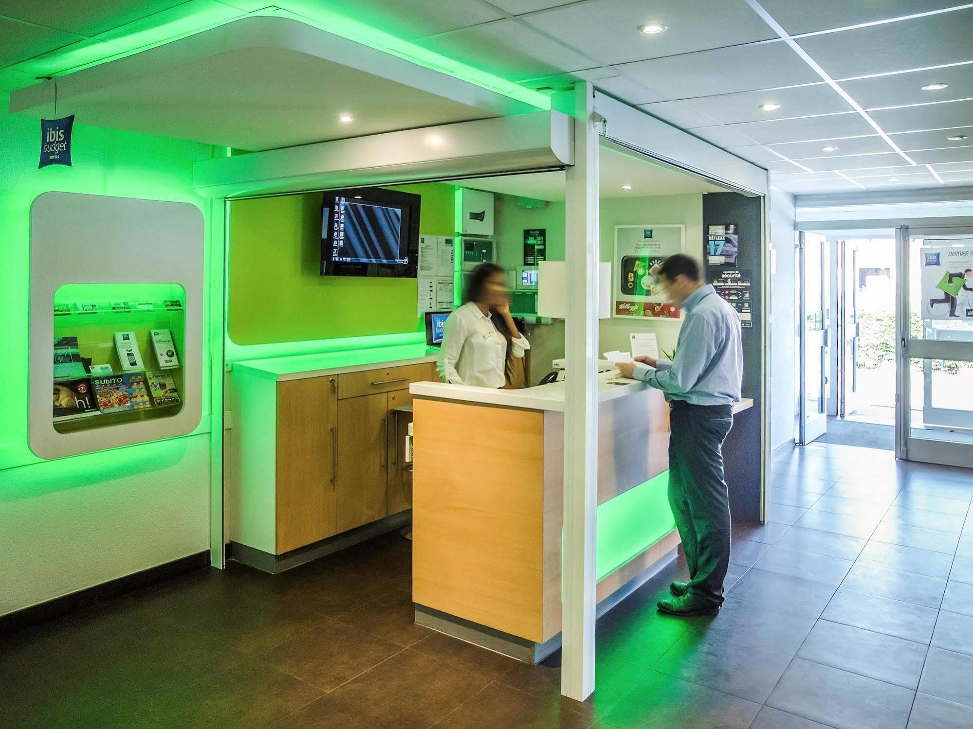 Ibis Budget Aeroport Le Bourget Garonor Ле-Блан-Мениль Экстерьер фото