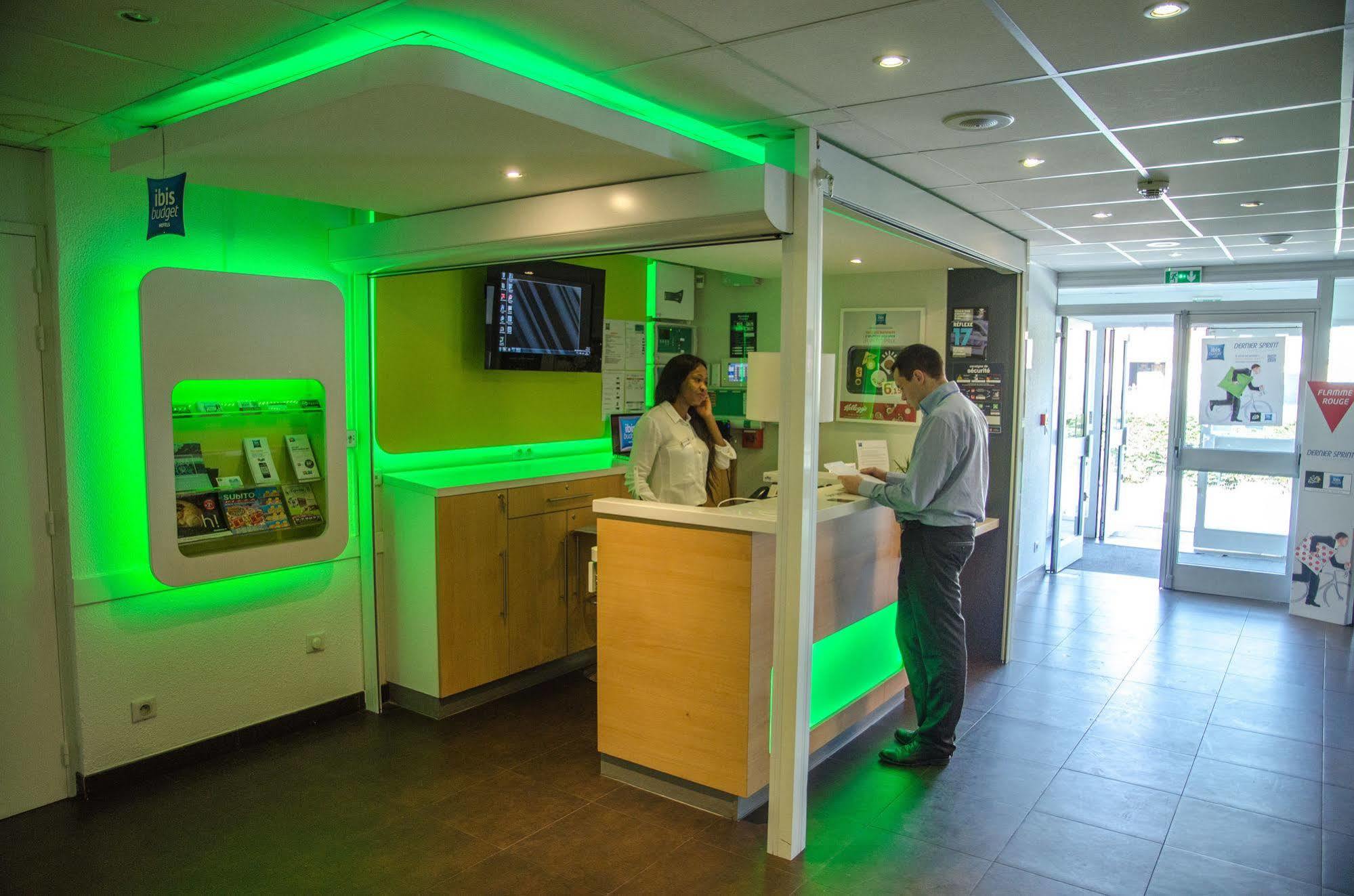 Ibis Budget Aeroport Le Bourget Garonor Ле-Блан-Мениль Экстерьер фото